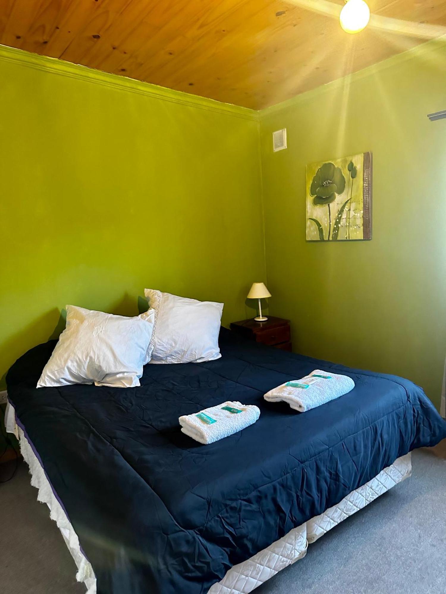 Отель Amancay, Hostal Patagonico Эль-Калафате Экстерьер фото