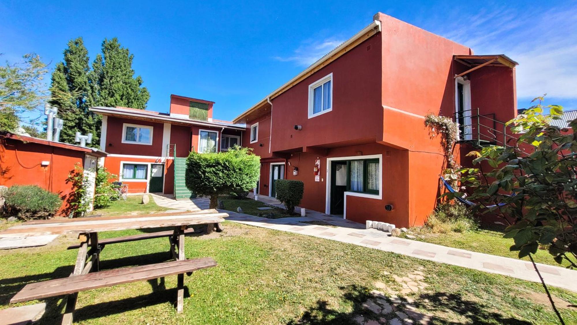 Отель Amancay, Hostal Patagonico Эль-Калафате Экстерьер фото
